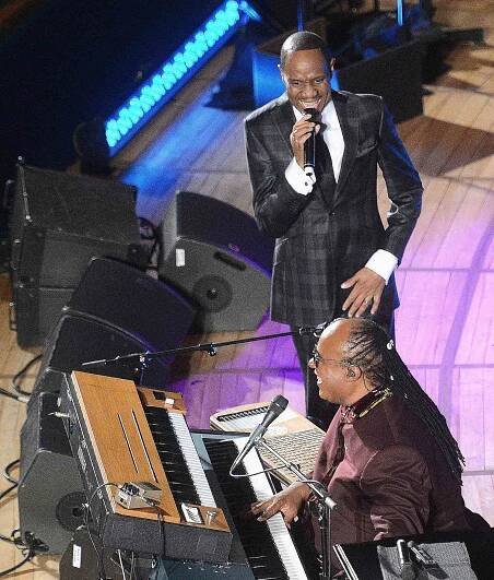Freddie Jackson performs with Stevie Wonder