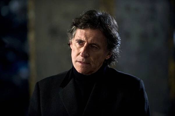 All Things to All Men - Z filmu - Gabriel Byrne
