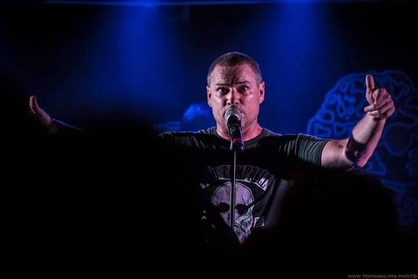 FOTOREPORT: Ugly Kid Joe vzpomínali na devadesátky a přihodili i aktuální tvorbu