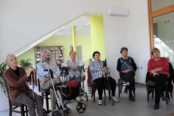 Zpívání - Oficiální stránky Anvete senior