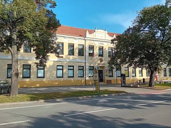 Soubor:Blatnice pod Svatým Antonínkem, Radnice.jpg