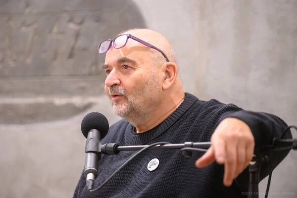 Čtení v podkroví | Jan Burian | 27. 10. 2024 | 8