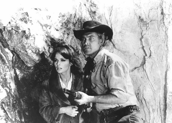 Jeffrey Hunter in Find a Place to Die, 1968