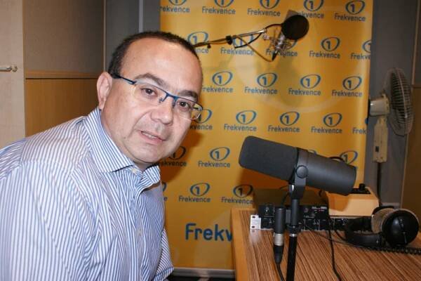 Michael Romancov: Rusku vpád na Ukrajinu přinese více škody než užitku