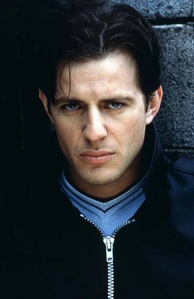 Hráči - Promo - Costas Mandylor