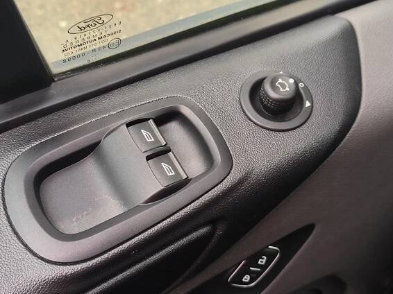 Ford Transit Custom, L2H1 DÍLNA 2.0TDCi Trend - inzerát | inzerce na Annonce.cz