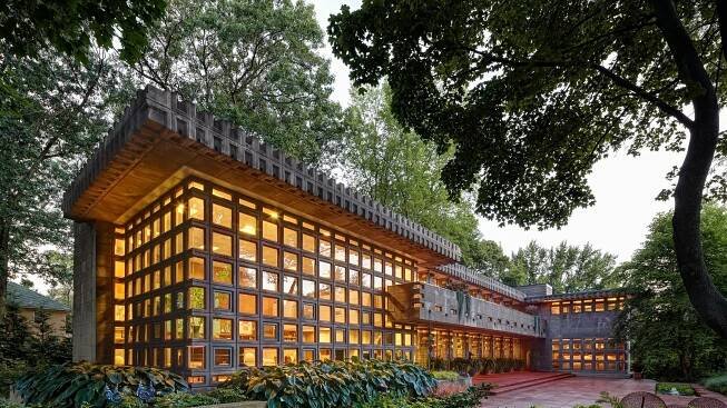 Frank Lloyd Wright Houses: 9 Homeowners Share Their Honest Experiences Living in the Architect’s Creations