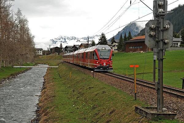 Davos Platz–Filisur railway - Wikipedia