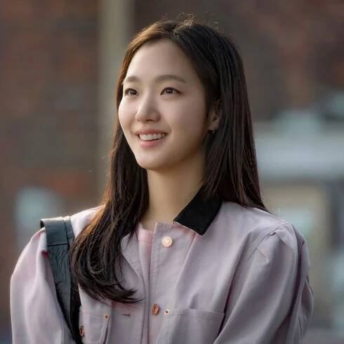 Kim Go Eun, Park Ji Hyun's You and Everything Else wraps filming, locks September 12 Ne...