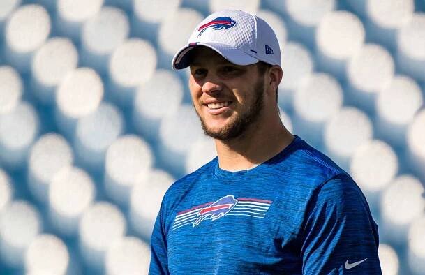 Bills QB Josh Allen Smashes Home Runs During Practice with Toronto Blue Jays: 'Fun to Get Back Out There'