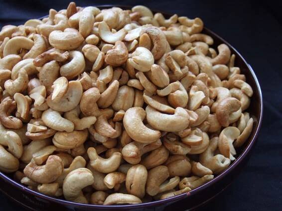 Cashew_nuts