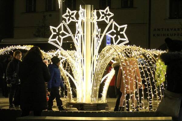 Za vánoční výzdobou do Třebíče. Město září a konkuruje metropolím