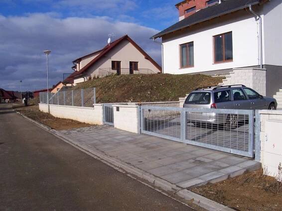 Pojezdové brány 