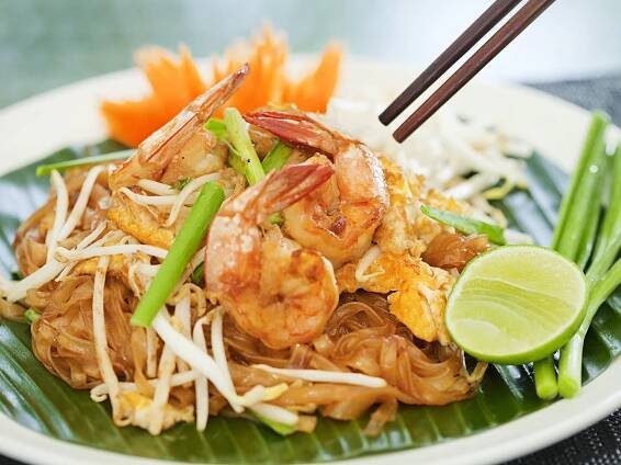 Thoom's Thai Kitchen | Best Thai & Sushi | Alpharetta, Georgia