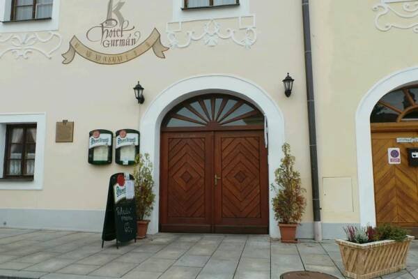 Restaurace hotelu Gurmán foto 1