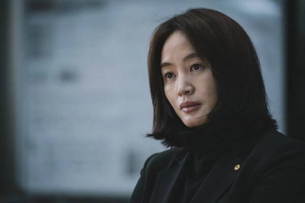 Gukgabudoeui nal - Z filmu - Hye-soo Kim