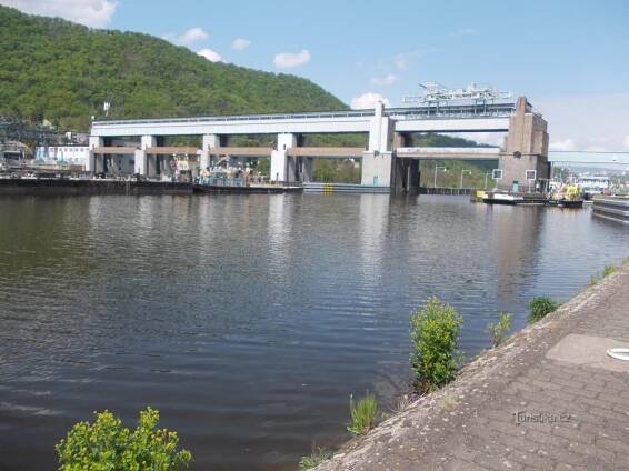 Ústí nad Labem - Zdymadlo Střekov