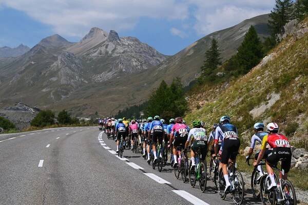 'Climate change is here now, disrupting sport and threatening lives': TV's Matt Rendell on sportswashing at Vuelta a España, and why mid-race flights should be banned