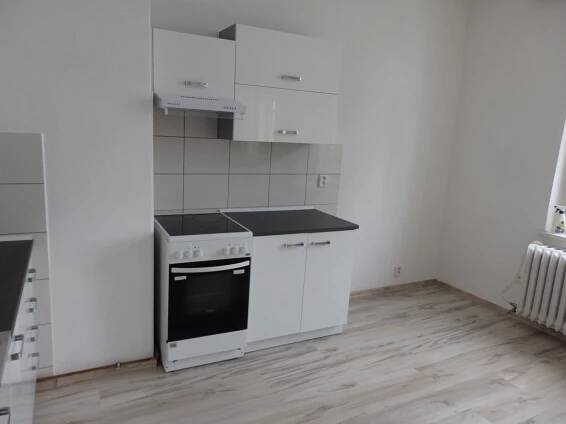 Pronájem Byt 3+1, Opavská, Krnov - Pod Cvilínem, okres Bruntál