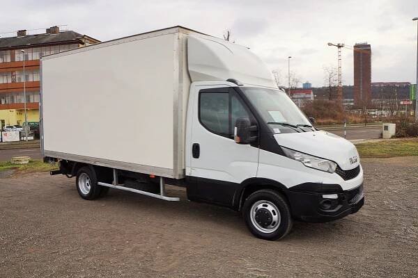 Autopůjčovna dodávek a užitkových vozů, pronájem dodávek Praha | Vansrenting.com