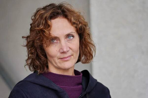 Moderátorka Pošty pro tebe Ester Janečková za úsměvem skrývá ztrátu dítěte i manželskou krizi - OnlyU