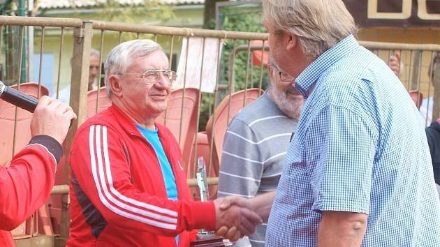 Nohejbalisté slavili „70“ Vladimíra Hlavatého