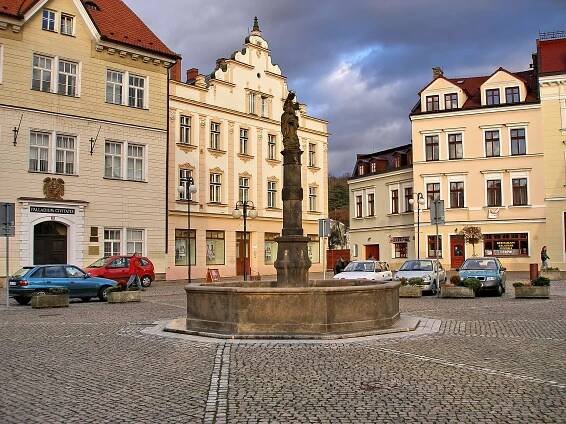 Česká Kamenice chce obnovit orloj v centru města, vyhlásí sbírku | Sever