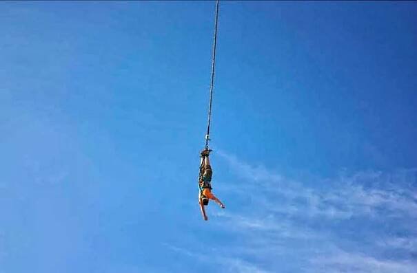 Bungee jumping in Goa