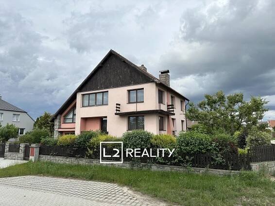 Prodej rodinného domu 194 m2 se zahradou 942 m - Čelákovice | Reality.iDNES.cz 