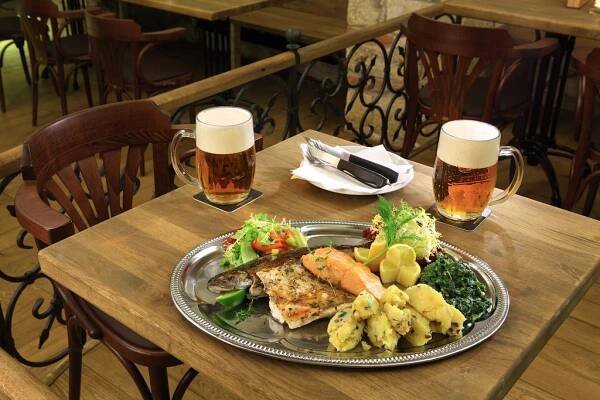 Zubajda, Praha, Smíchov, Zubatého 3 | hunger.cz