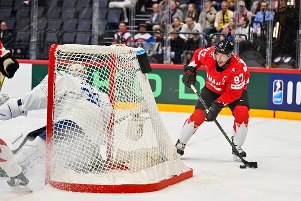 ONLINE hokej: Kanada - Francúzsko dnes, LIVE z MS v hokeji 2025 | SPORTNET