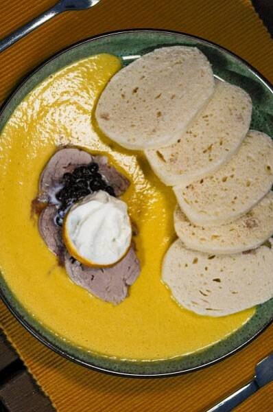 Recept Svíčková na smetaně (Soup + Grind)