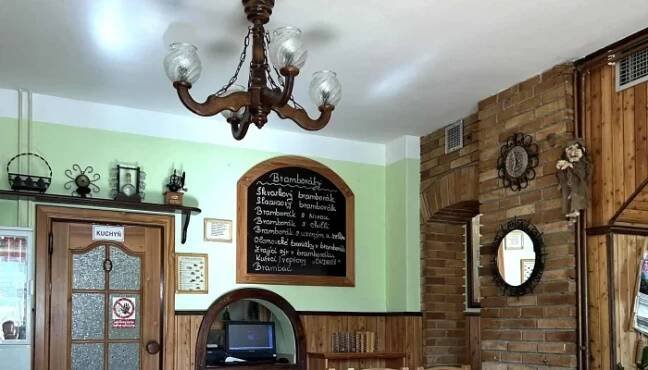 Restaurace A Penzion U Kaplicky Srbsko Karlštejn - Srbsko-karlštejn