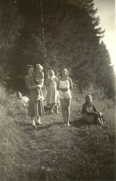 Anna Moštková (1937 - 2023)