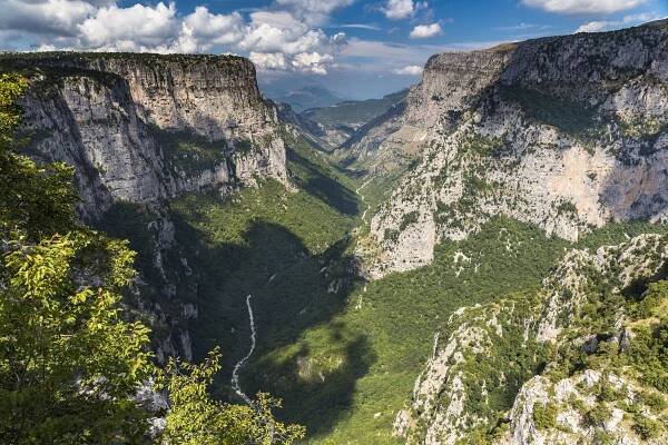 The Most Beautiful Hiking Routes in Greece