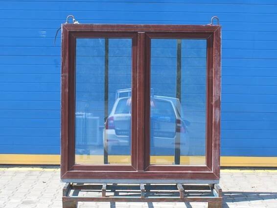Plastové okno 1470x1420 mm, O+OS klapačka, sapeli/bílá + příslušenství a montážní materiál zdarma