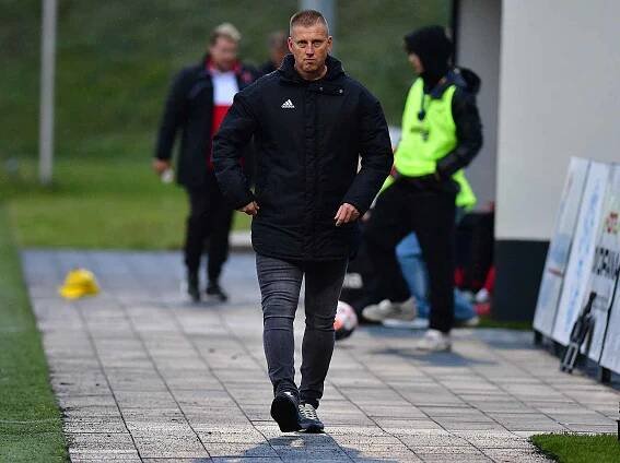 FC Slavia Karlovy Vary – FC Viktoria Mariánské Lázně 1:2 (1:0).