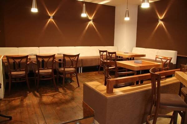 Interiérové sezení v restauraci 