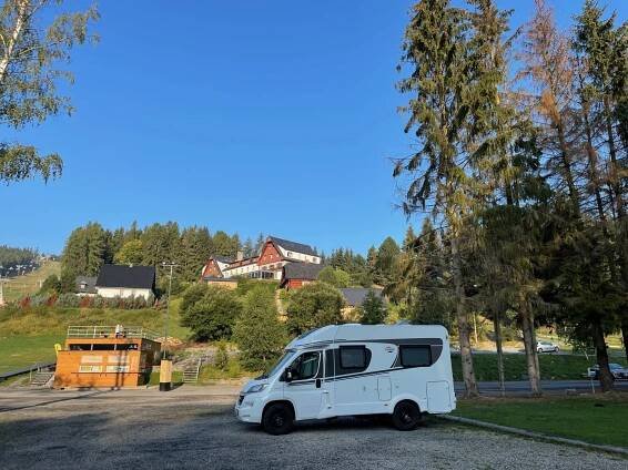 S karavanem po Moravskoslezském kraji a na stellplatz u bike parku a sjezdovky - All4Camper