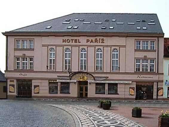 jicinhamburg2.JPG (42912 bytes)
