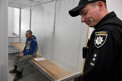 Lawyer asks Kyiv war crimes trial to acquit Russian soldier