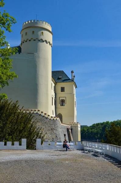 Zámek Orlík nad Vltavou u Orlické přehrady | Regiontourist.cz