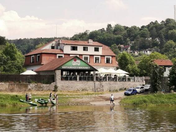 Fotografie - Srbsko - restaurace U Berounky (lidově U Malečků) - 06.06.2021