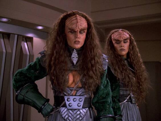 Gwynyth Walsh, Barbara March - Star Trek: Nová generace - Prvorozený - Z filmu