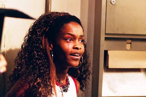 Jeremiah - A Means to an End - Z filmu - Kim Hawthorne