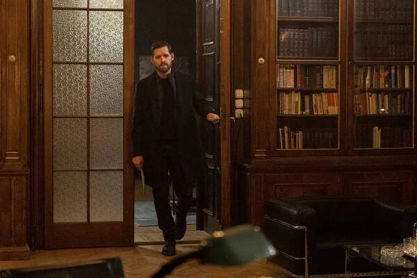 Luke Kleintank - FBI: International - BHITW - Z filmu