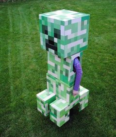 Telescoping Minecraft Creeper Costume