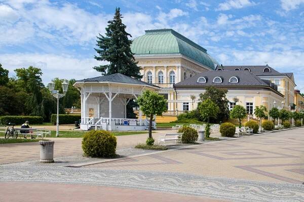 Lázně se pomalu probouzejí aneb aktivní dovolená ve Františkových Lázních