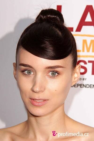 Rooney Mara - celebrity účes - HappyHair