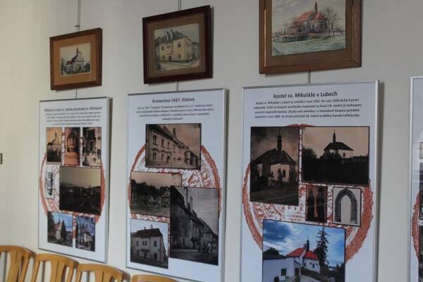 Výstava v muzeu zavede do historie Klatov, k porovnání je vidět i současnost